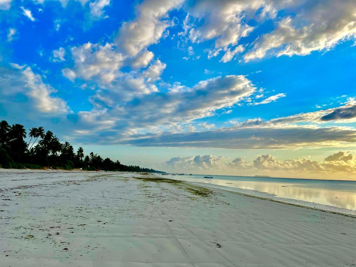 Mambo Beach Villas Matemwe  Exterior photo